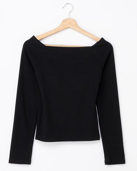 【INGNI SOELA】新作 カップ付オフショルトップス