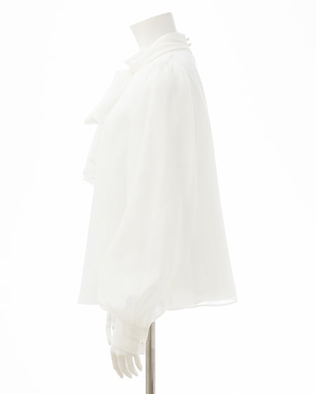 INGNI（イング） ボウタイブラウス ｵﾌﾎﾜｲﾄ