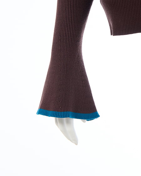 INGNI（イング） バイカラーヘンリーネックフレアスリーブニット ﾌﾞﾗｳﾝ/ﾌﾞﾙｰ