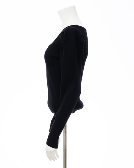 INGNI（イング） プレート付パフスリーブリブニット ｸﾛ