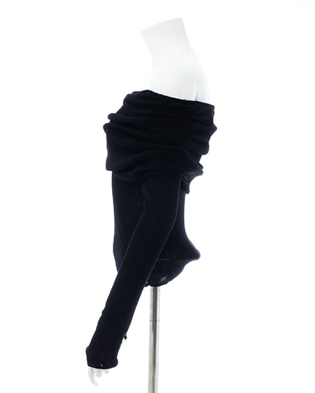 INGNI（イング） シアーオフショルニット ｸﾛ