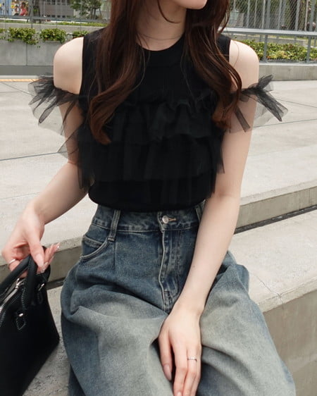 【INGNI SOELA】マルチWayノースリフリルニット